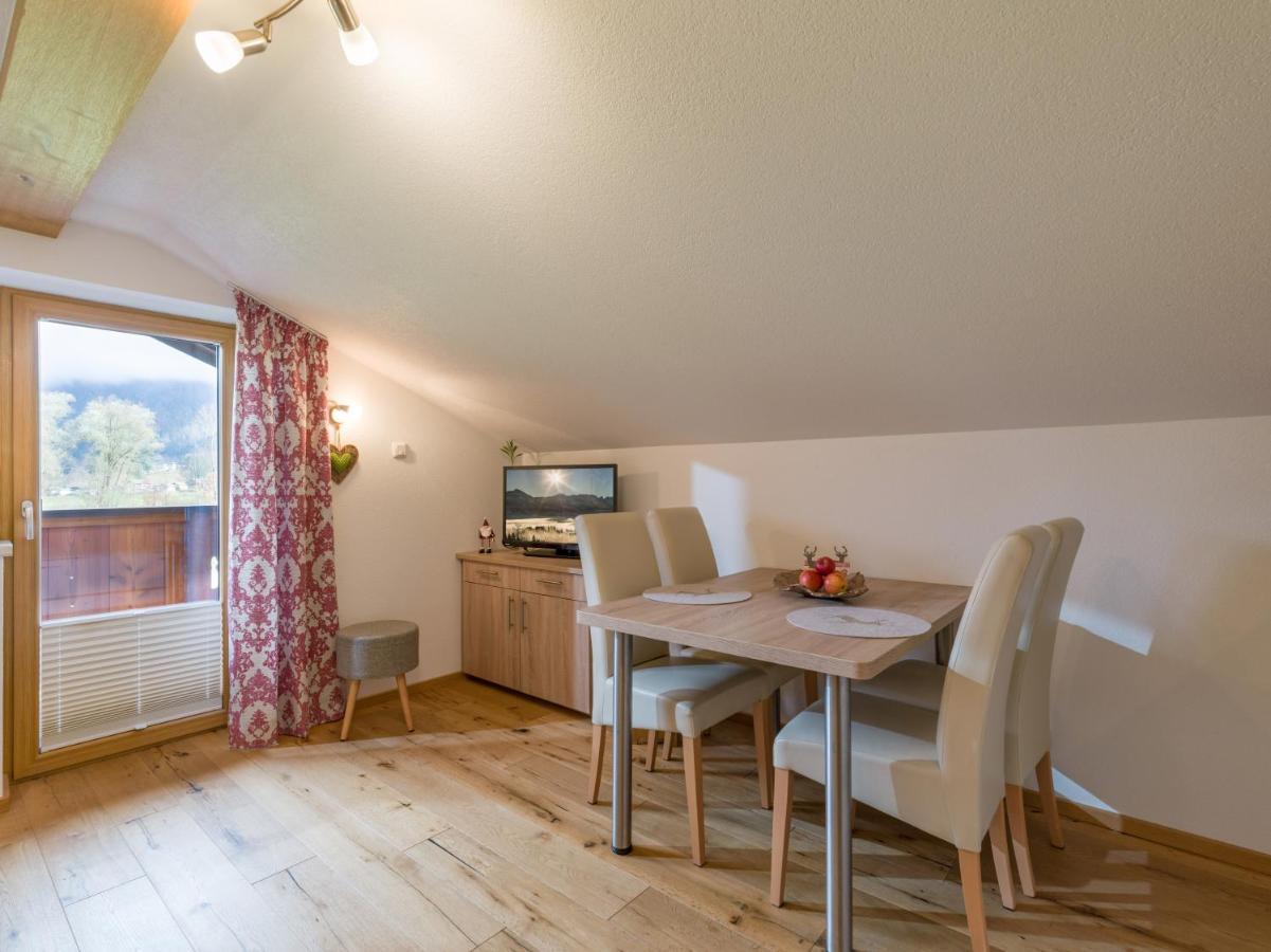 Gaestehaus Schwaiger - Wiesenweg كوسن الغرفة الصورة
